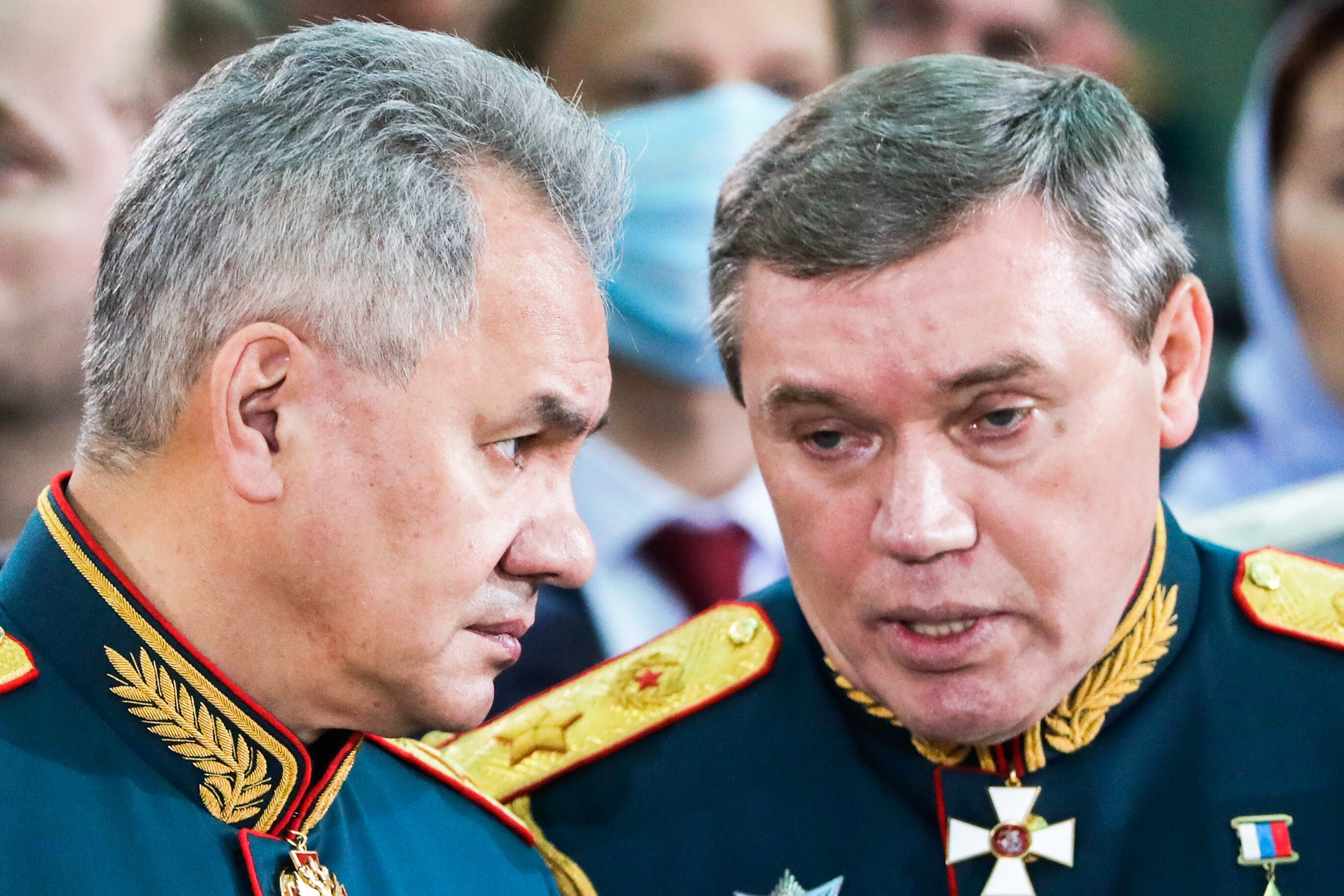 Putsch gegen Putin! Komplott aufgedeckt - Putin mit lebenswichtigem Schachzug!