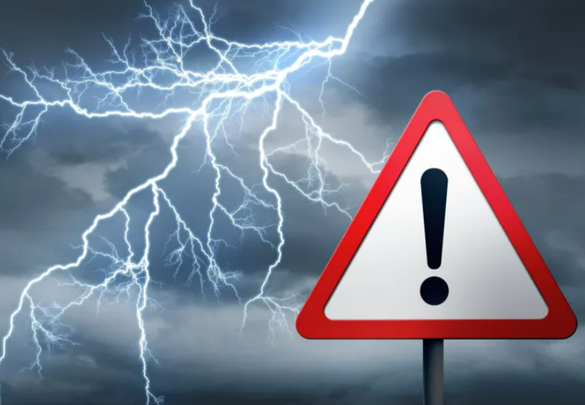 Gewitter-Drama in Deutschland - Weiteres Opfer gestorben! Blitz fordert 2 Todesopfer!