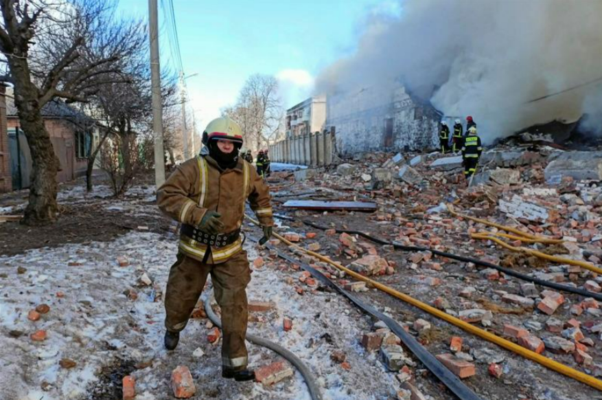 Hyperschall Luftangriffe der russischen Armee auf Kiew - Todesopfer und Verletzte gemeldet