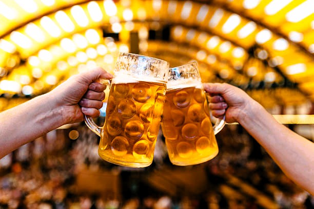 Mann ernährt sich einen Monat nur von Bier! Was dann passiert ist einfach nur traurig