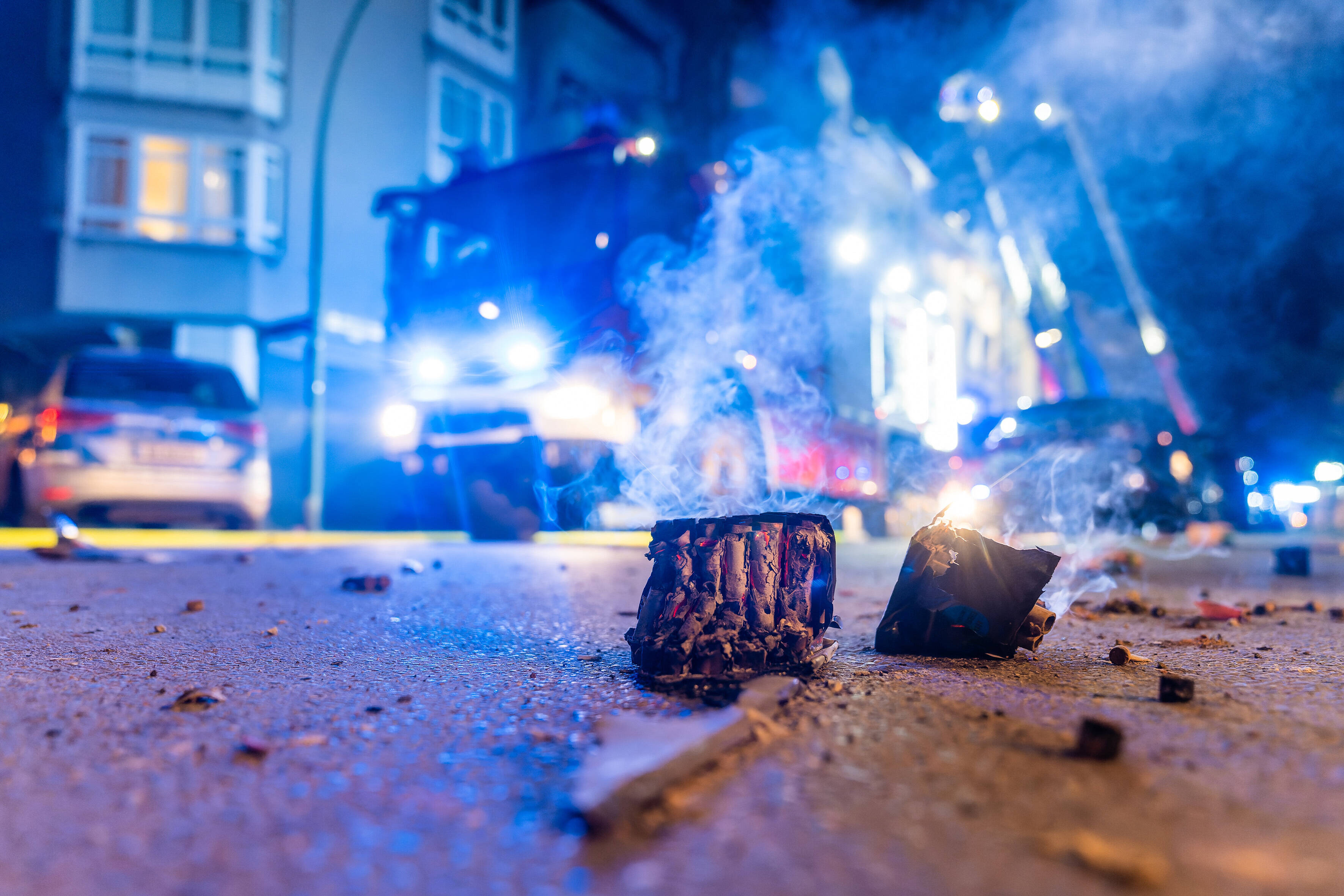 Explosion in Stuttgart! Wohnhaus nur noch Schutt und Asche – 85-jährige Rentnerin wird noch immer vermisst